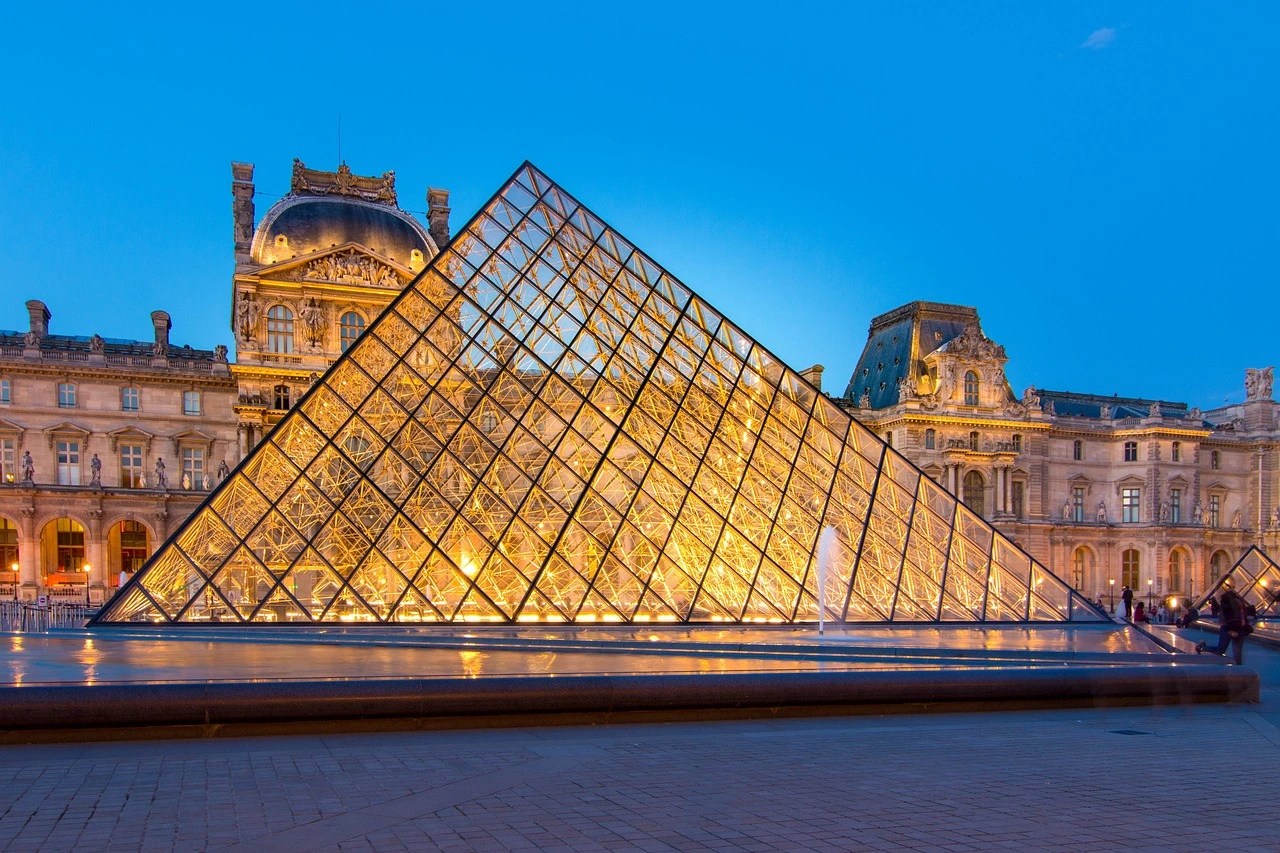 Louvre